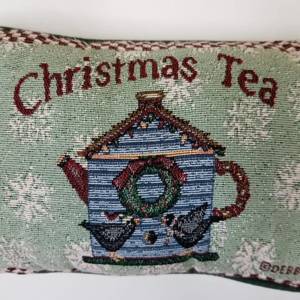 Debbie Mumm‎ Christmas Tea Tapestry Rectangular Throw Pillow 12